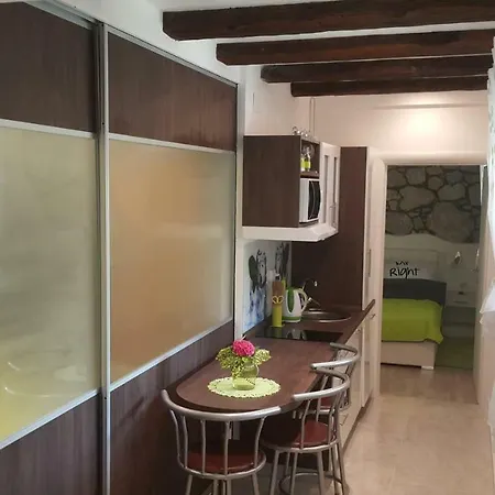 Apartments 4M * Kostrena